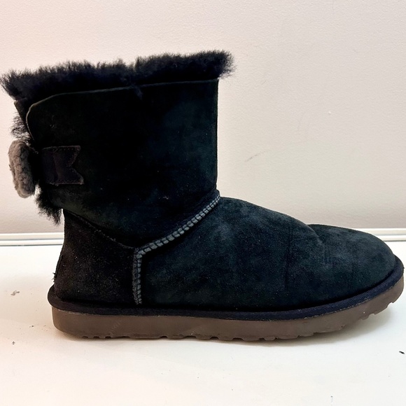 WOMEN’S UGG MINI BLACK BAILEY KNIT BOW BOOTS SZ 9 - Picture 6 of 11